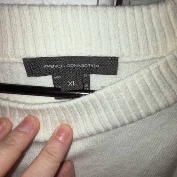 Winter White sweater size XL - Picture 3 of 3